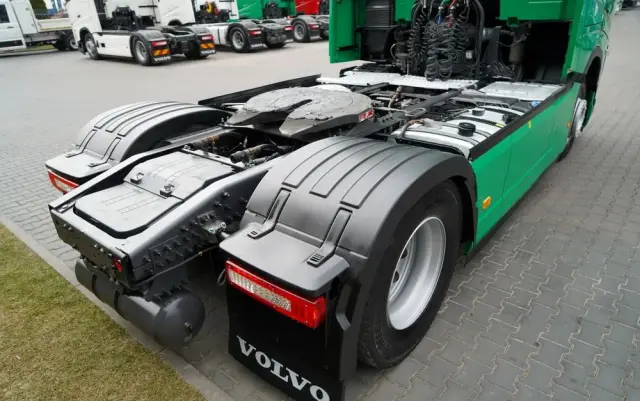 VOLVO FH 500 / I-SAVE / HYDRAULIKA /  RETARDER / KLIMATYZACJA POSTOJOWA / 399 TYS KM /  I- SHFIT / TV / NOWY MODEL 