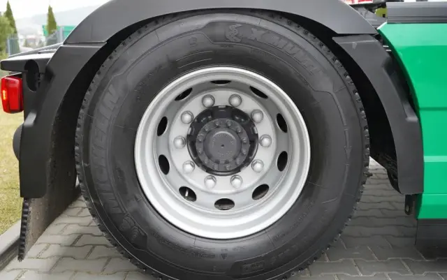 VOLVO FH 500 / I-SAVE / HYDRAULIKA /  RETARDER / KLIMATYZACJA POSTOJOWA / 399 TYS KM /  I- SHFIT / TV / NOWY MODEL 