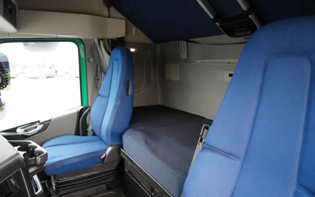 VOLVO FH 500 / I-SAVE / HYDRAULIKA /  RETARDER / KLIMATYZACJA POSTOJOWA / 399 TYS KM /  I- SHFIT / TV / NOWY MODEL 