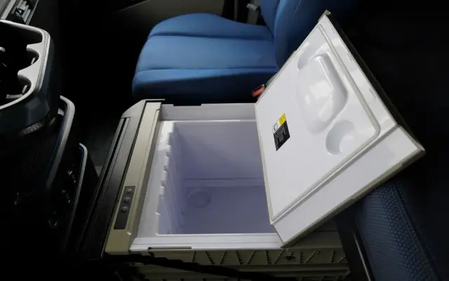 VOLVO FH 500 / I-SAVE / HYDRAULIKA /  RETARDER / KLIMATYZACJA POSTOJOWA / 399 TYS KM /  I- SHFIT / TV / NOWY MODEL 