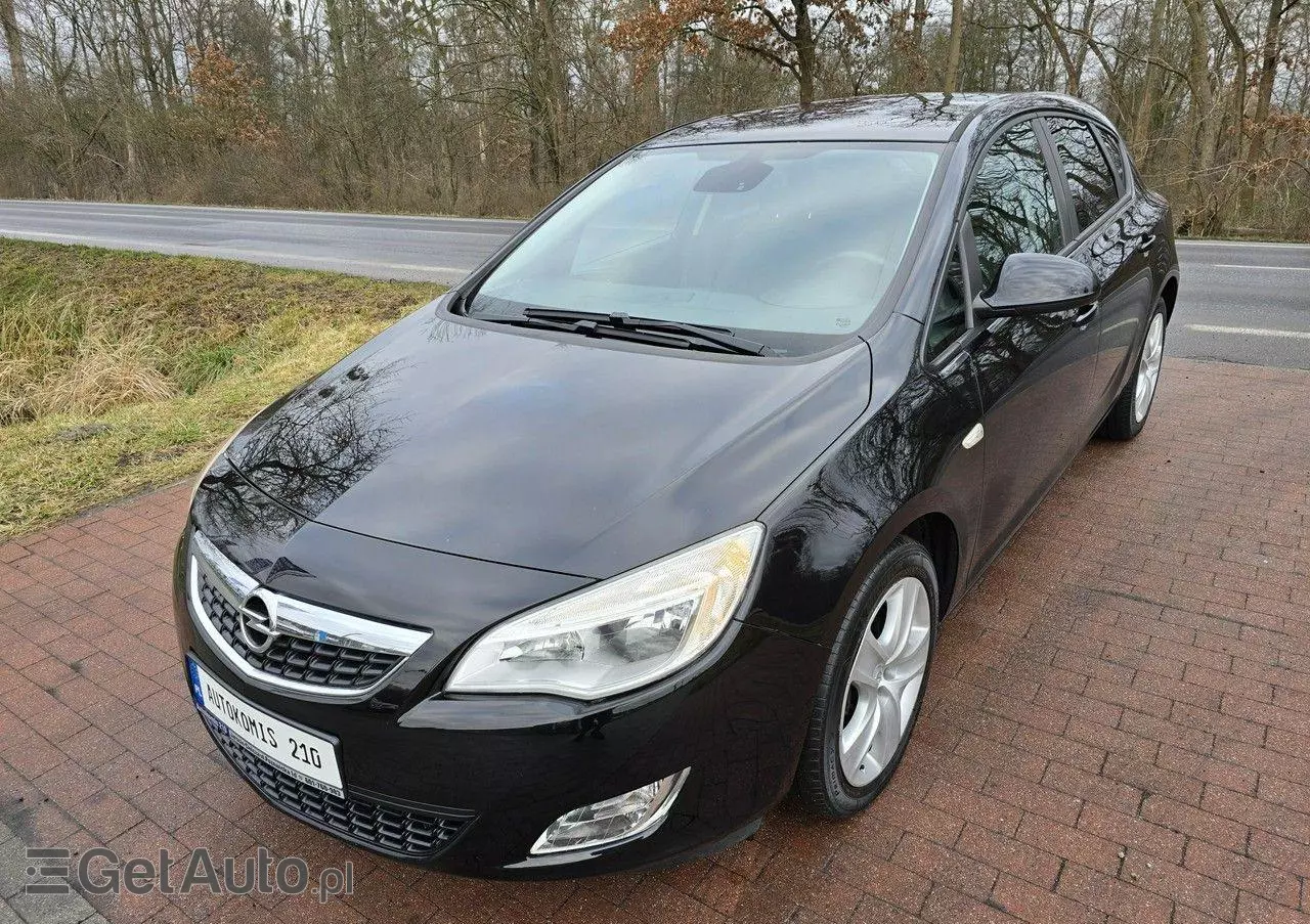 OPEL Astra 1.4 Turbo Active