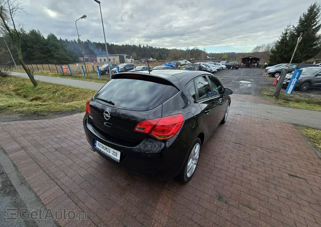 OPEL Astra 1.4 Turbo Active