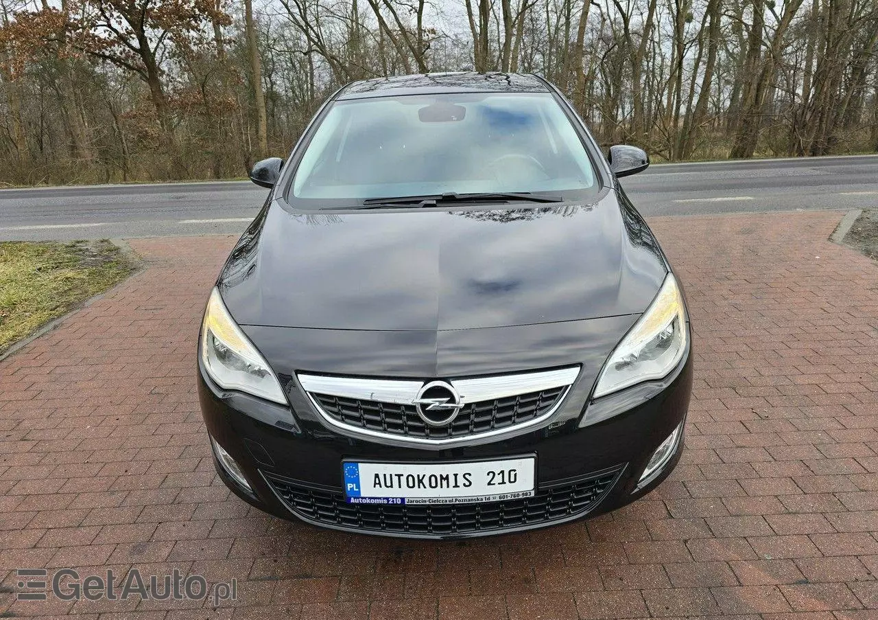 OPEL Astra 1.4 Turbo Active