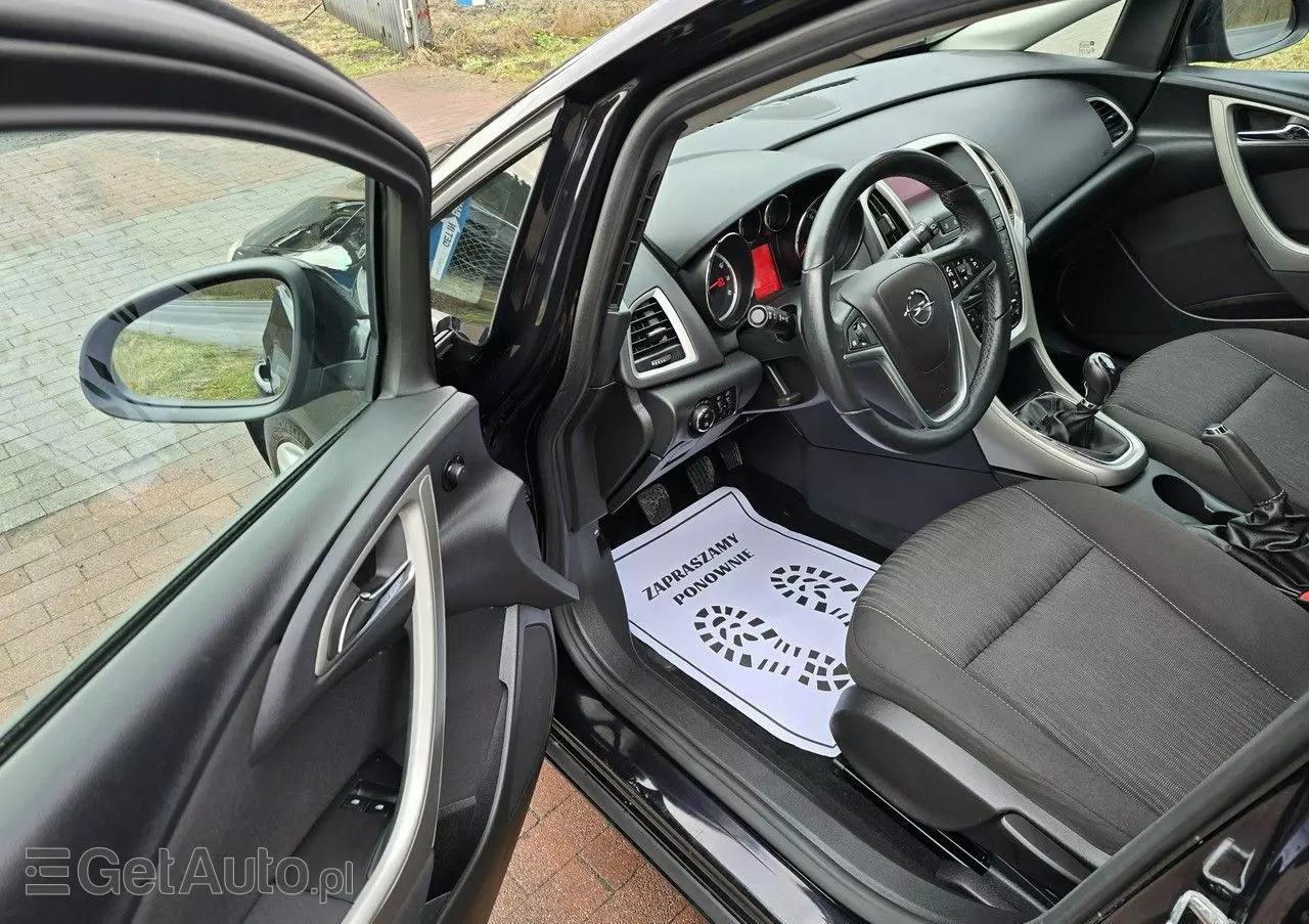 OPEL Astra 1.4 Turbo Active