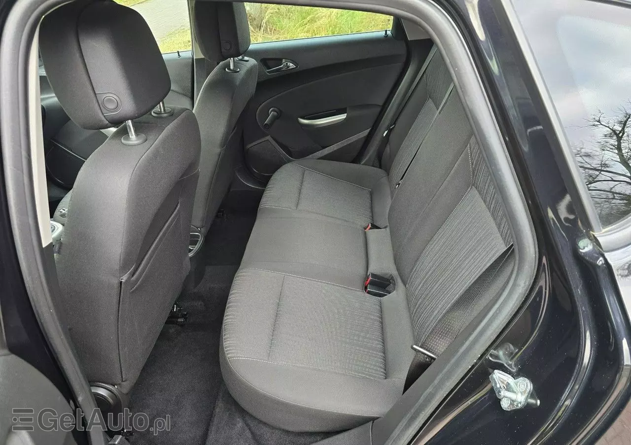 OPEL Astra 1.4 Turbo Active