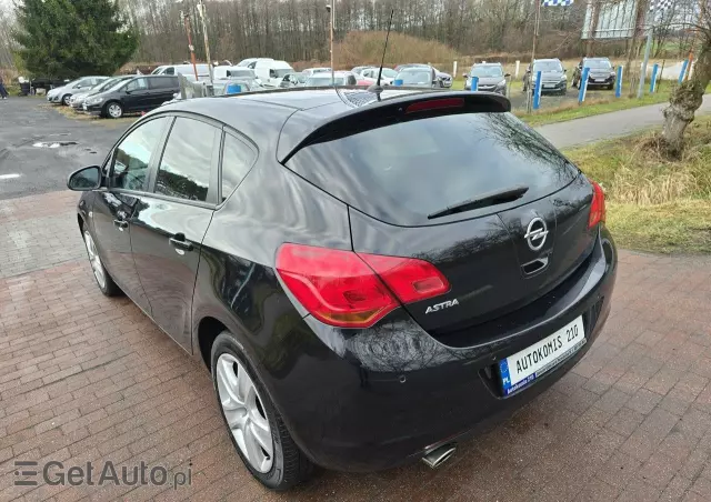 OPEL Astra 1.4 Turbo Active