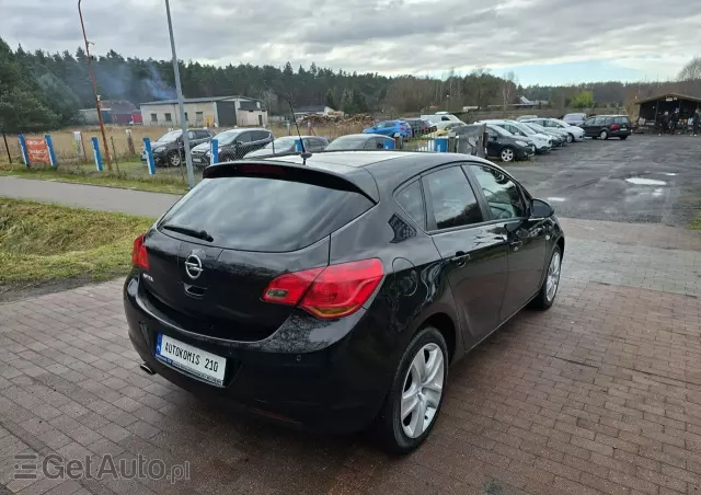 OPEL Astra 1.4 Turbo Active
