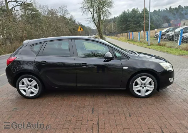 OPEL Astra 1.4 Turbo Active