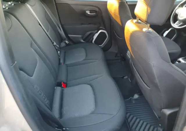 JEEP Renegade 1.6 E-TorQ Longitude FWD