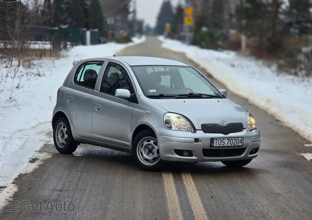 TOYOTA Yaris 1.3 VVT-i Executive