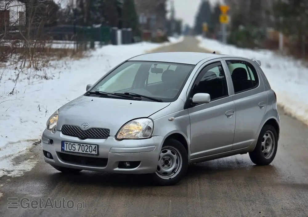 TOYOTA Yaris 1.3 VVT-i Executive