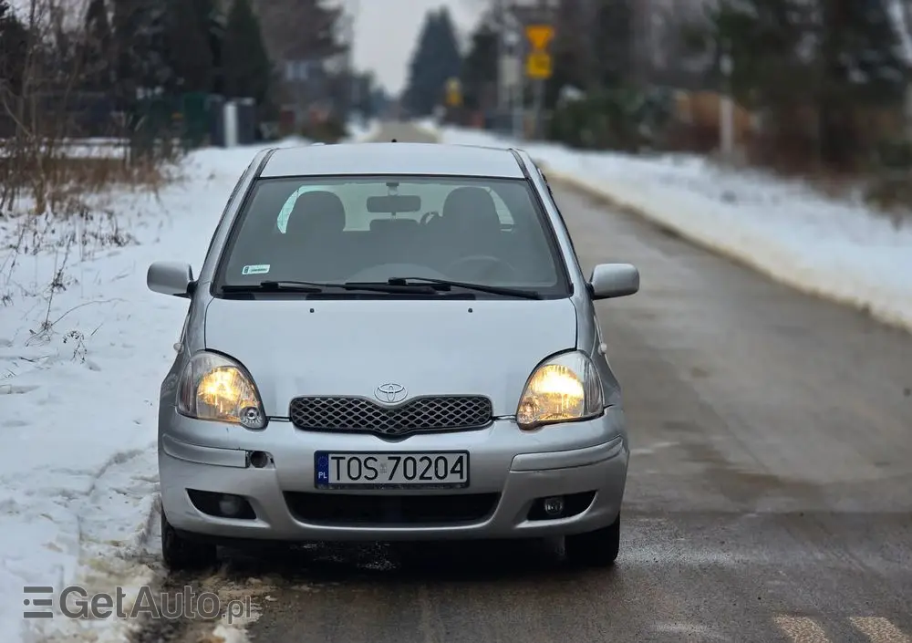 TOYOTA Yaris 1.3 VVT-i Executive