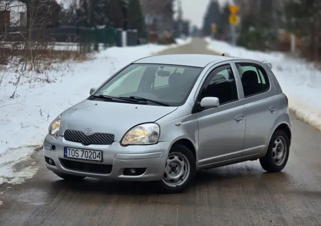 TOYOTA Yaris 1.3 VVT-i Executive