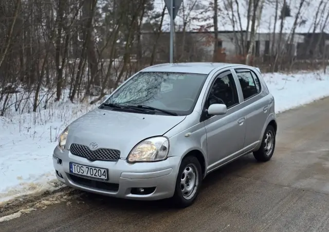 TOYOTA Yaris 1.3 VVT-i Executive
