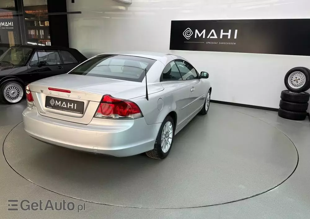 VOLVO C70 2.0D Momentum