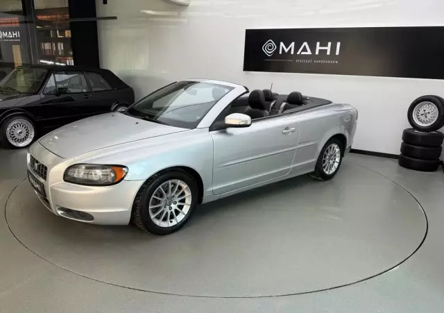 VOLVO C70 2.0D Momentum