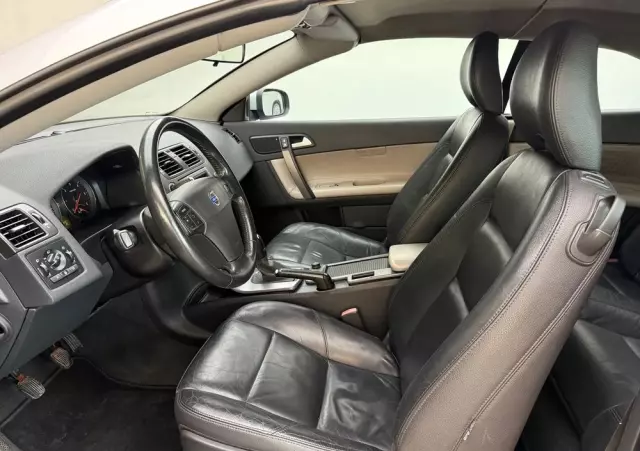 VOLVO C70 2.0D Momentum