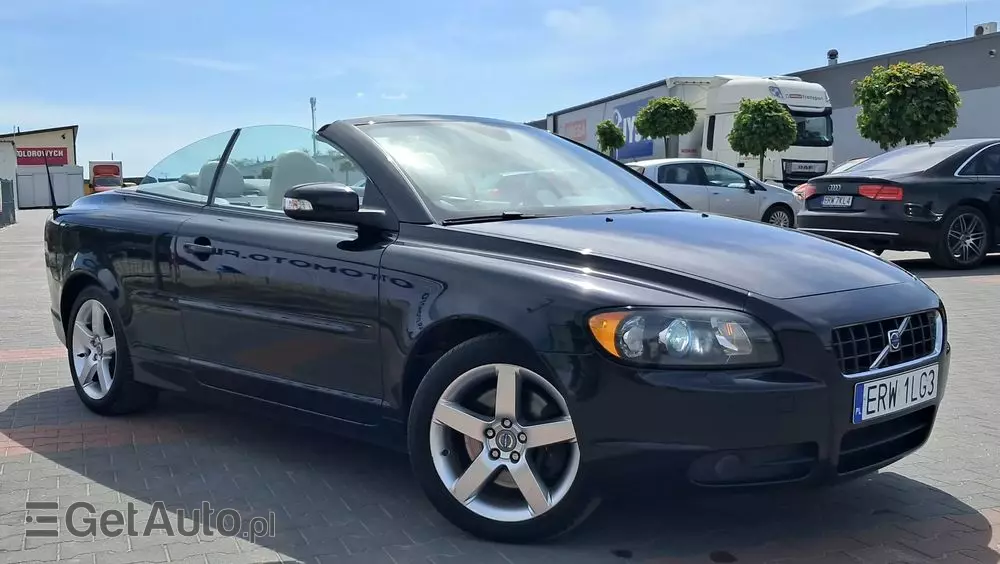 VOLVO C70 2.4D5 Summum