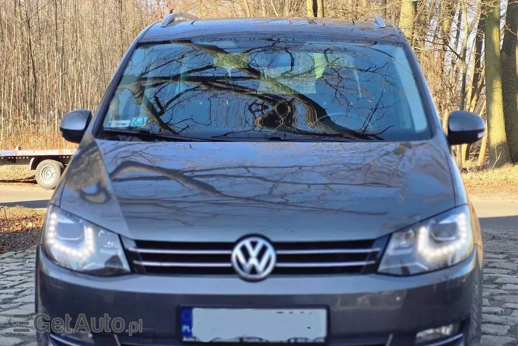 VOLKSWAGEN Sharan 