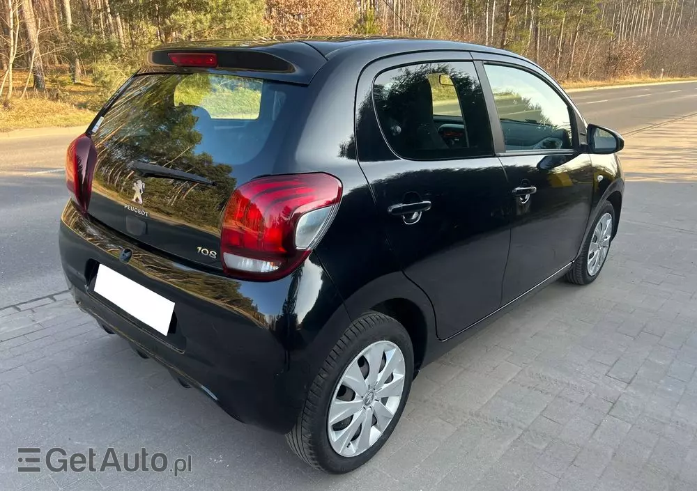 PEUGEOT 108 
