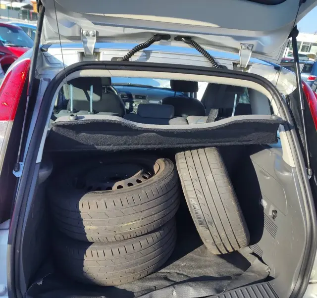 FORD Focus C-Max 1.6 Futura