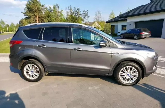 FORD Kuga 