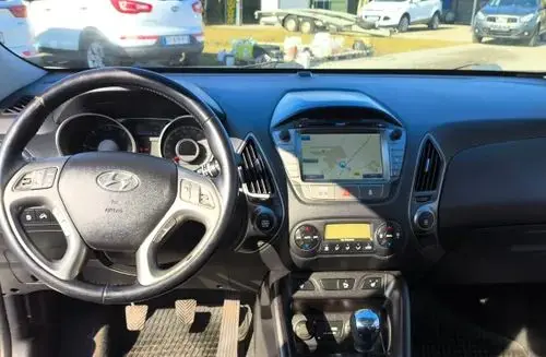 HYUNDAI Ix35 
