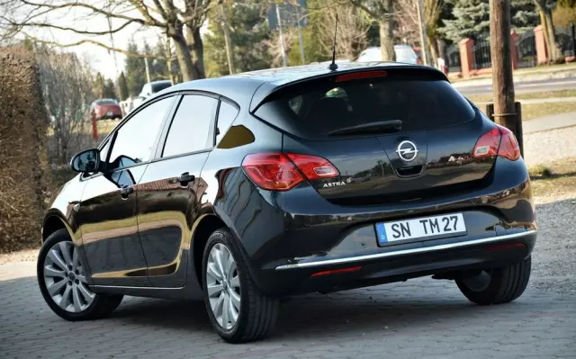 OPEL Astra 