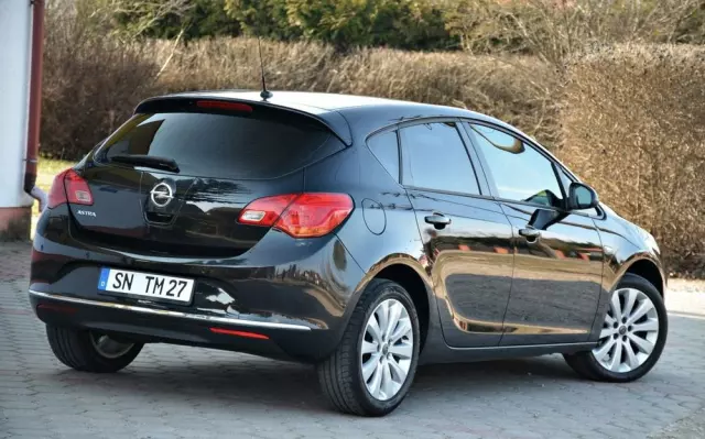 OPEL Astra 