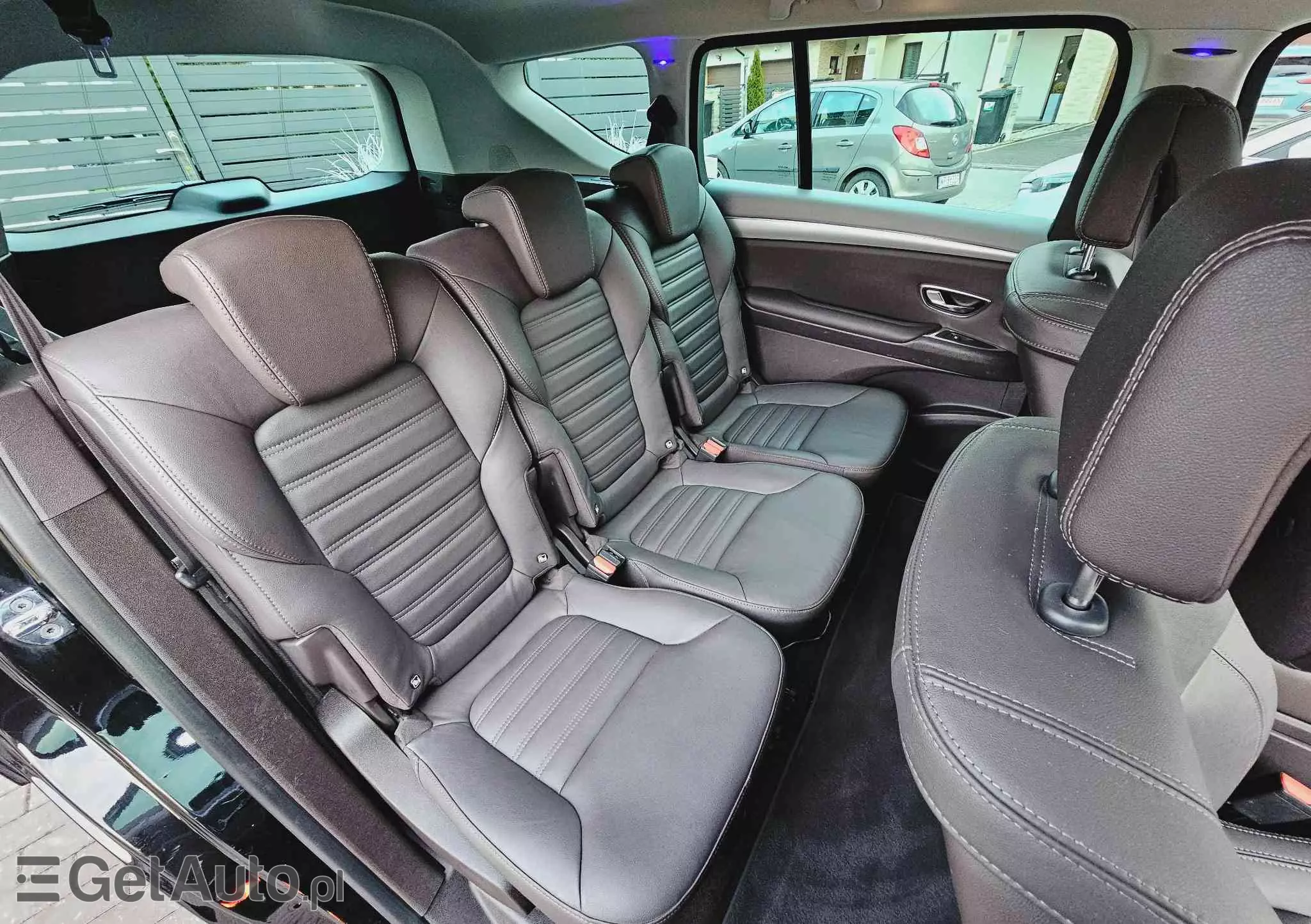 RENAULT Espace Energy dCi 160 EDC Initiale Paris