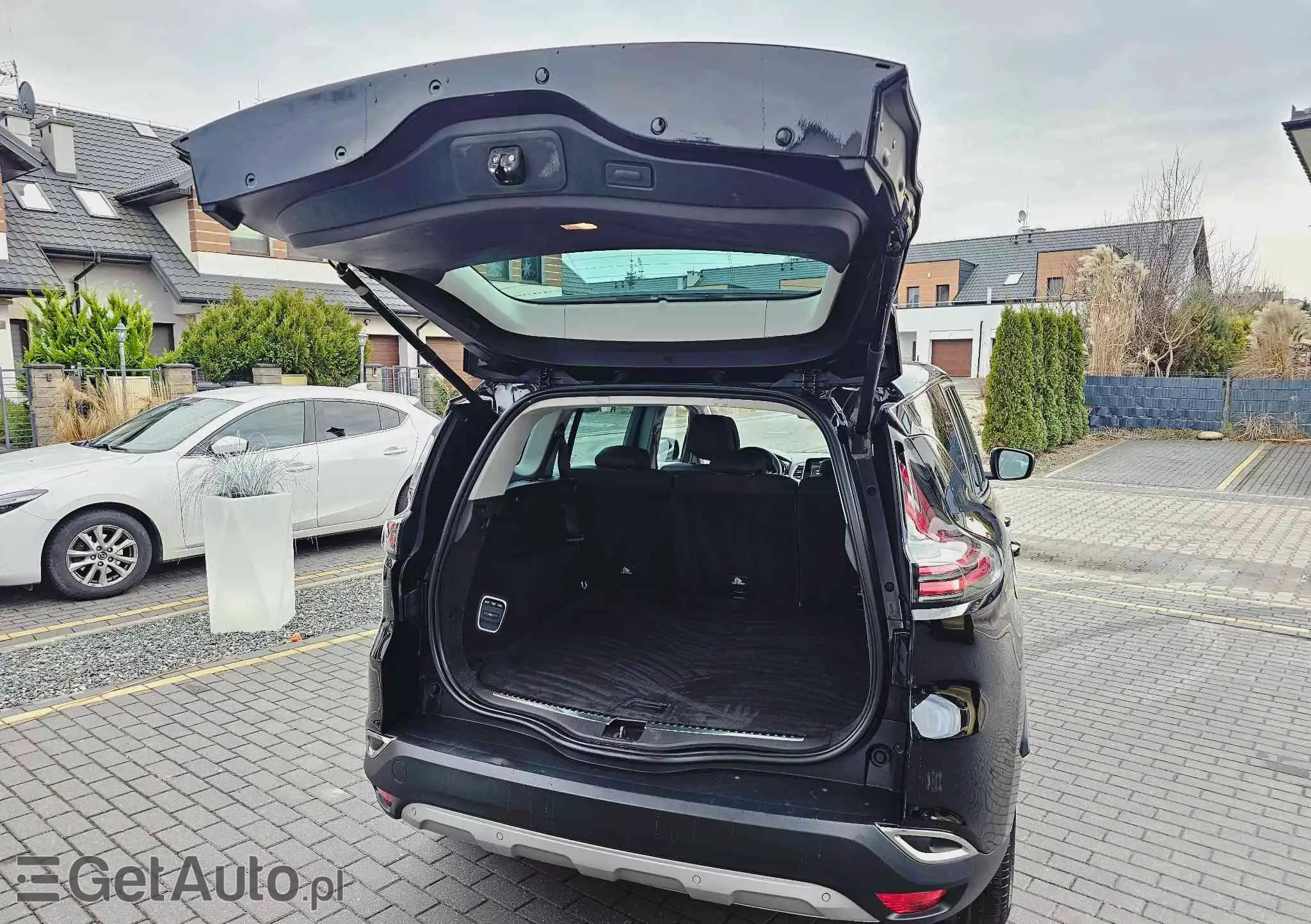 RENAULT Espace Energy dCi 160 EDC Initiale Paris
