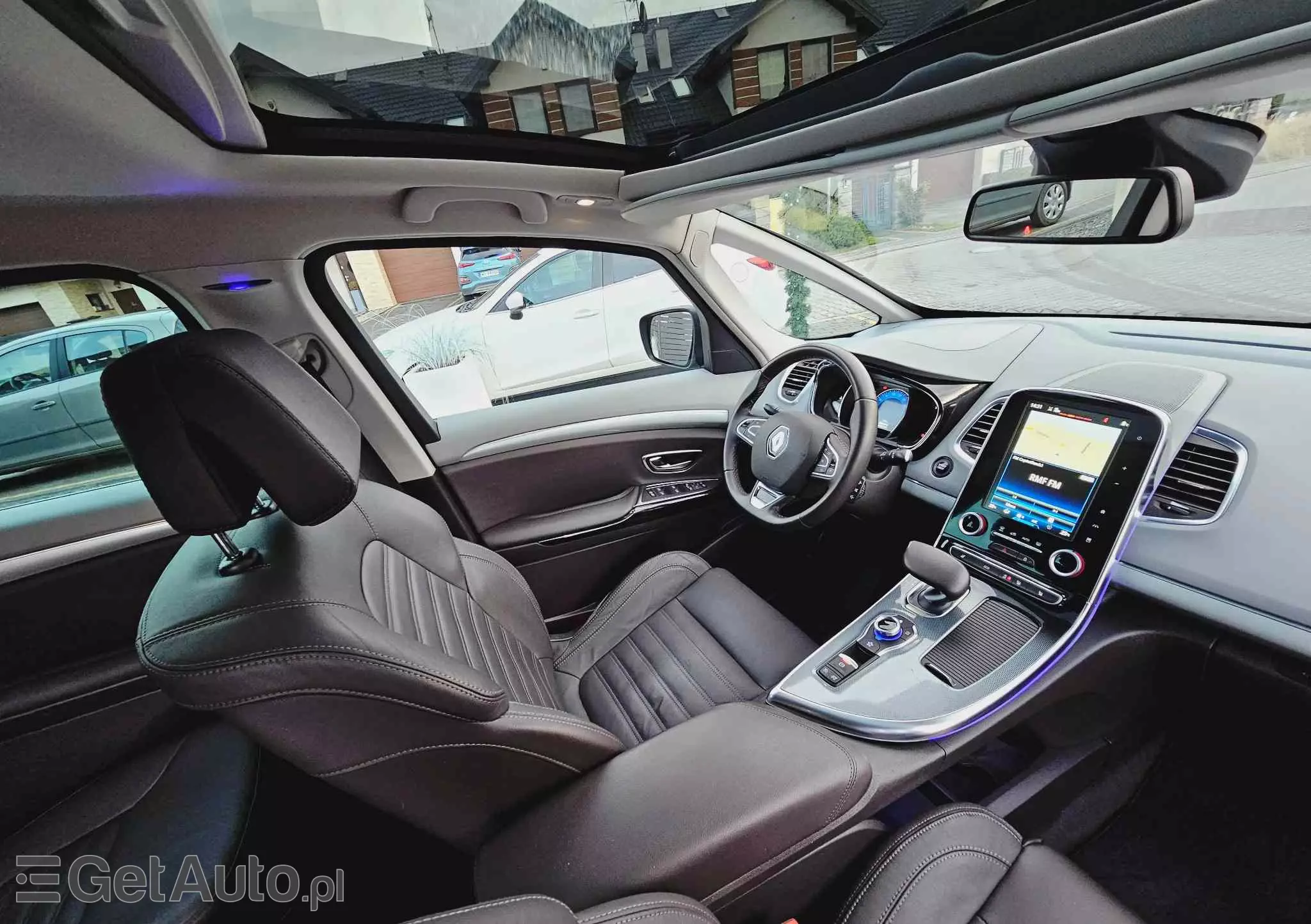 RENAULT Espace Energy dCi 160 EDC Initiale Paris