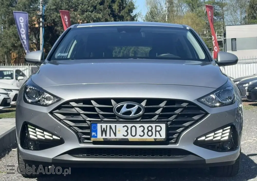 HYUNDAI I30 1.5 DPI Classic +