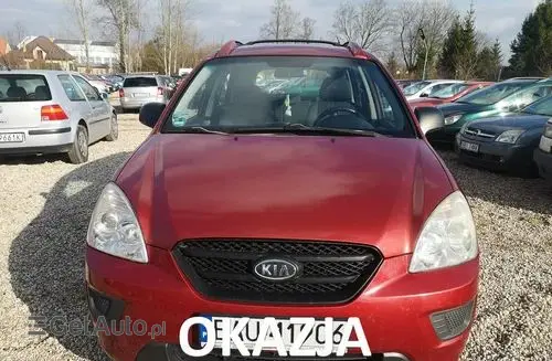 KIA Carens 
