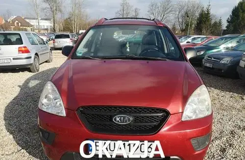 KIA Carens 
