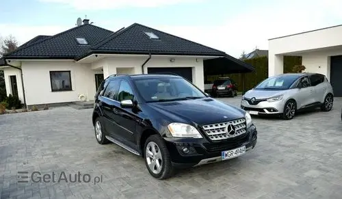 MERCEDES-BENZ ML 