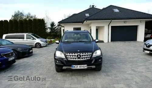 MERCEDES-BENZ ML 