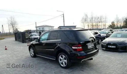 MERCEDES-BENZ ML 