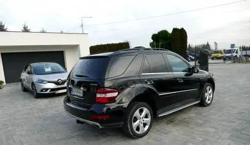 MERCEDES-BENZ ML 