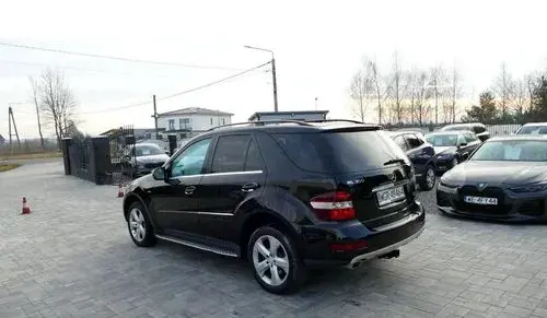 MERCEDES-BENZ ML 