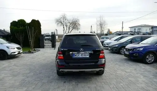 MERCEDES-BENZ ML 