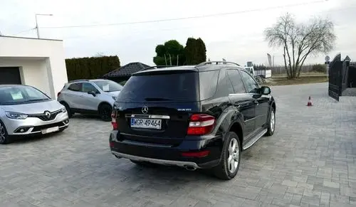 MERCEDES-BENZ ML 