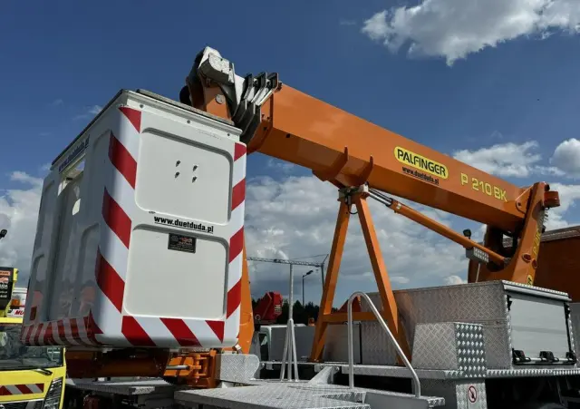 MERCEDES-BENZ Atego 718 E6 4x4 Zwyżka PALFINGER P210 BK Podnośnik Koszowy 