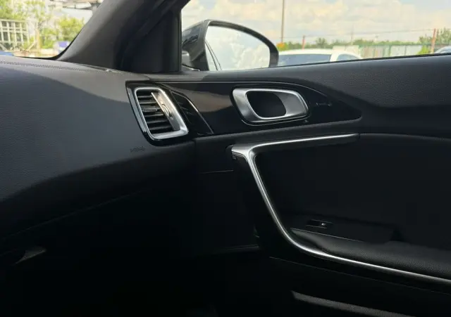 KIA ProCeed 1.5 T-GDI GT Line