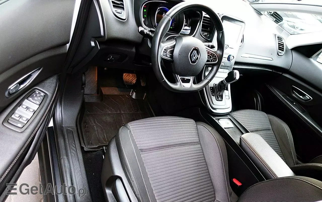 RENAULT Grand Scenic 