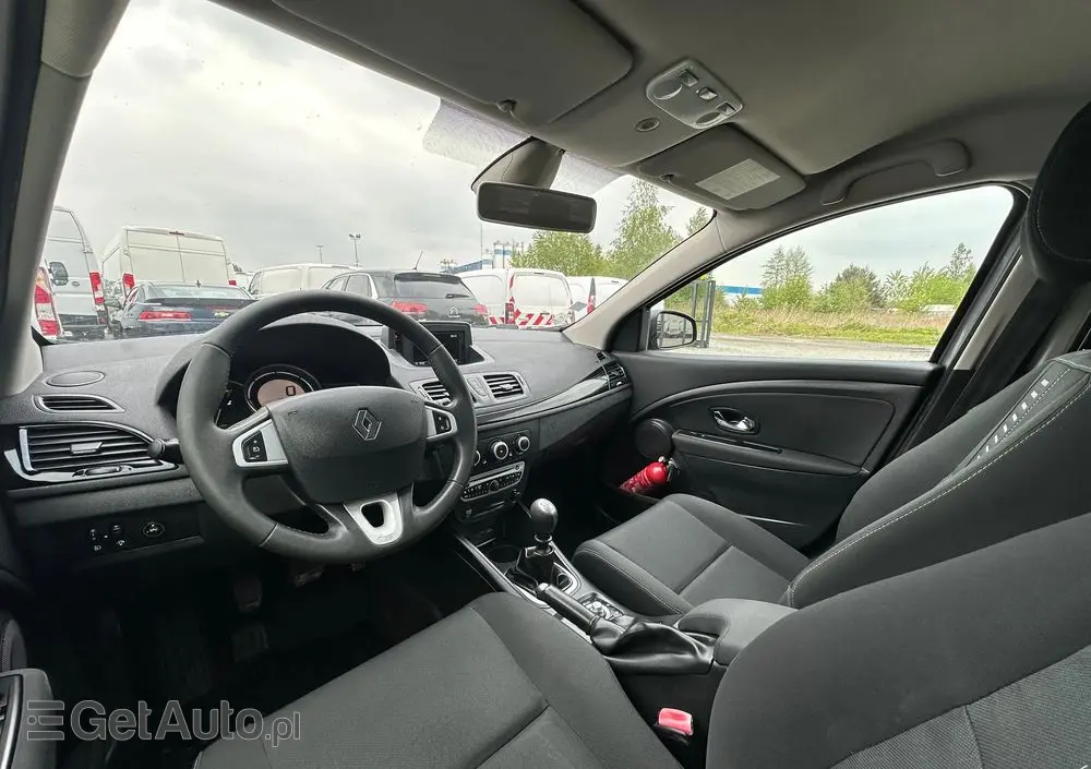 RENAULT Megane 1.6 16V 110 Dynamique