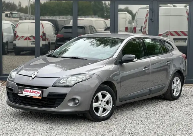 RENAULT Megane 1.6 16V 110 Dynamique