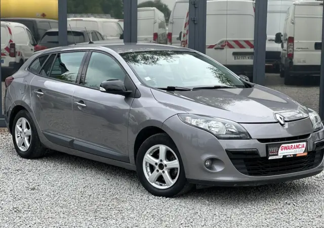 RENAULT Megane 1.6 16V 110 Dynamique