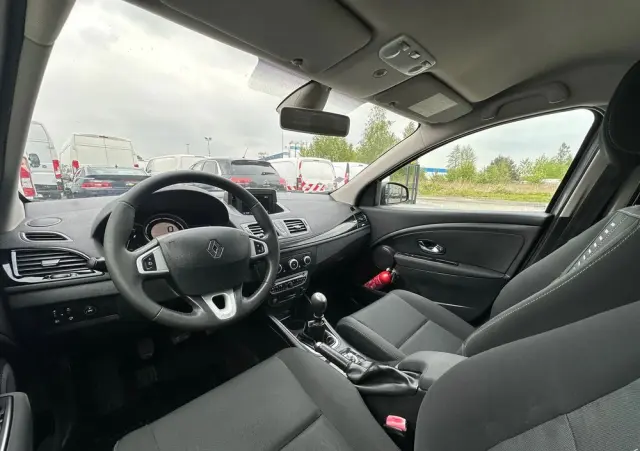 RENAULT Megane 1.6 16V 110 Dynamique