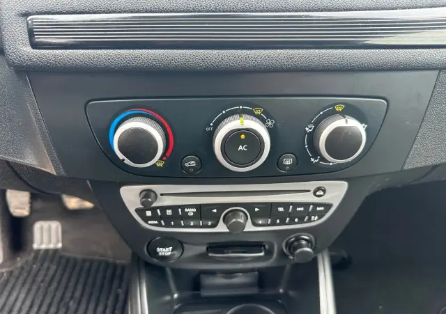 RENAULT Megane 1.6 16V 110 Dynamique